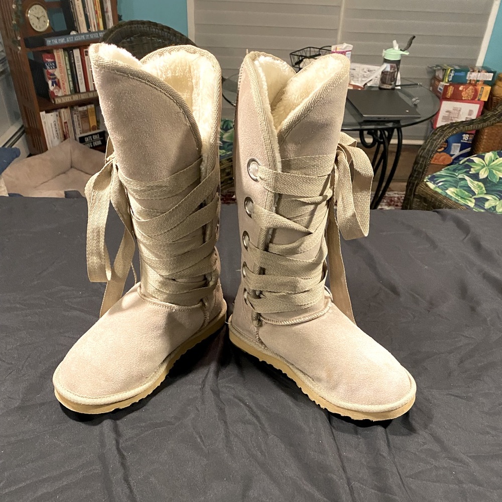 Ugg Nomad Roxy Lace Up Boots